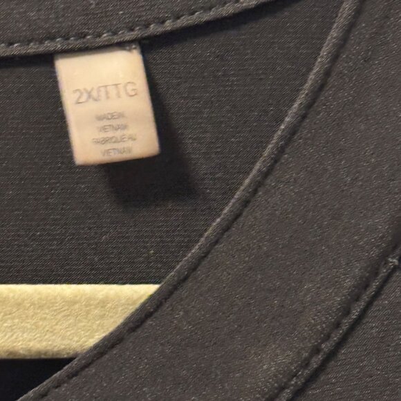 Tahari Woman Black 3/4 Sleeve Zip Front Top Sz 2X blouse - Picture 4 of 12